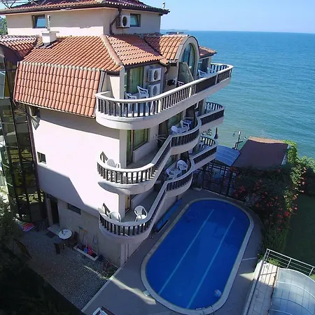 Continental 2* Kiten (Burgas)