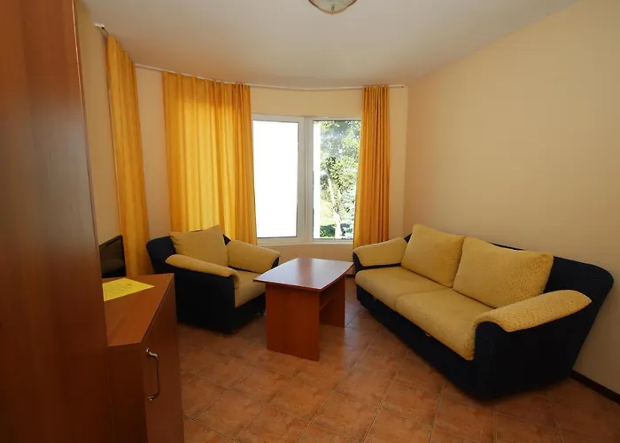 Хотел Continental