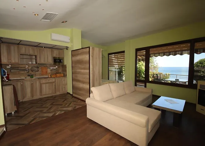 Хотел Continental